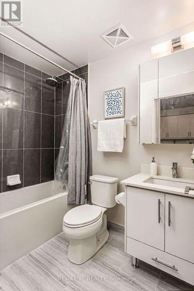 1012 - 75 Oneida Crescent, Richmond Hill (Langstaff), Ontario  L4B 0H3 - Photo 7 - N13787334
