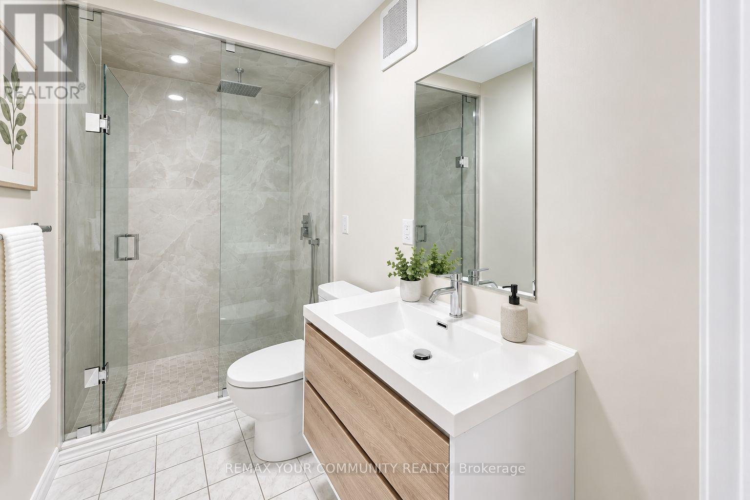 Ground Level - 46 Belwood Boulevard, Vaughan, Ontario  L4K 5H4 - Photo 10 - N13787368