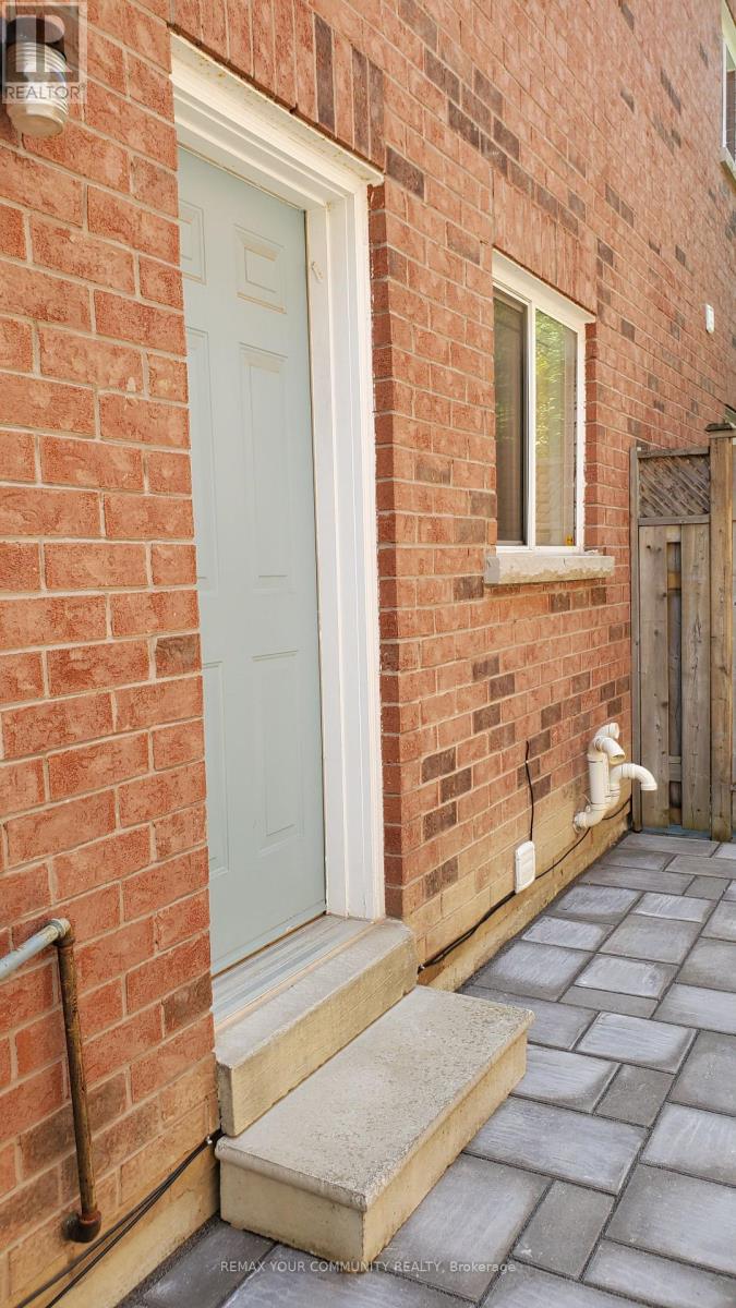 Ground Level - 46 Belwood Boulevard, Vaughan, Ontario  L4K 5H4 - Photo 16 - N13787368