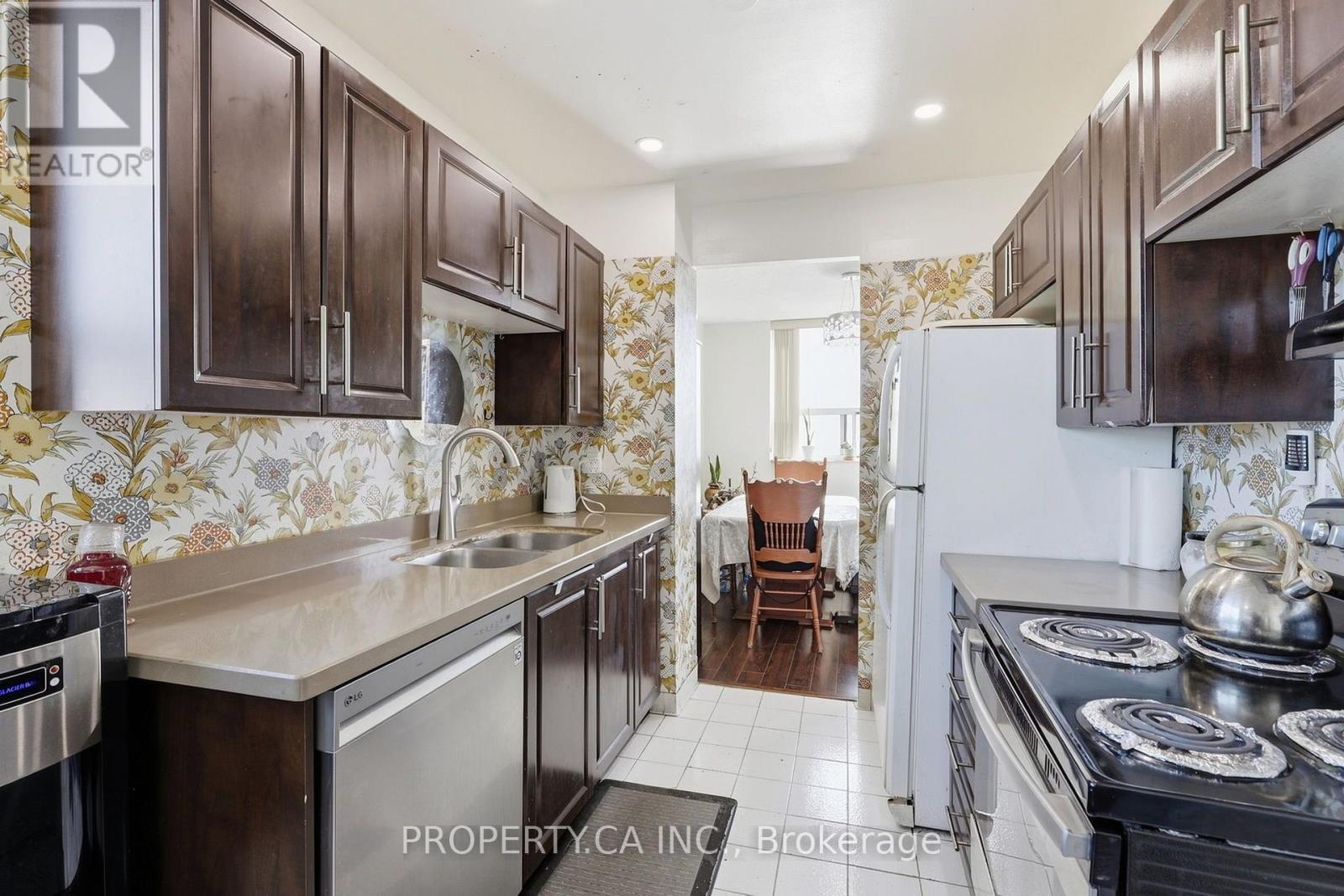 1610 - 3 Lisa Street, Brampton, Ontario  L6T 4A2 - Photo 15 - W13785212