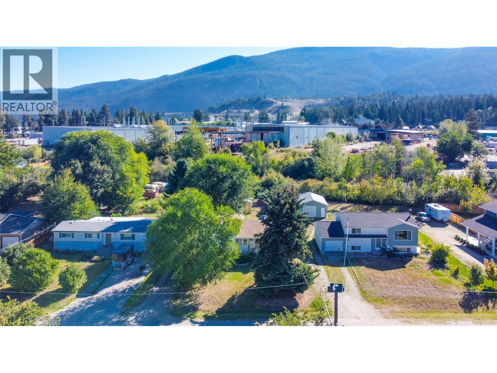 1240 Serene Drive, Spallumcheen, British Columbia  V4Y 0N9 - Photo 40 - 10400005