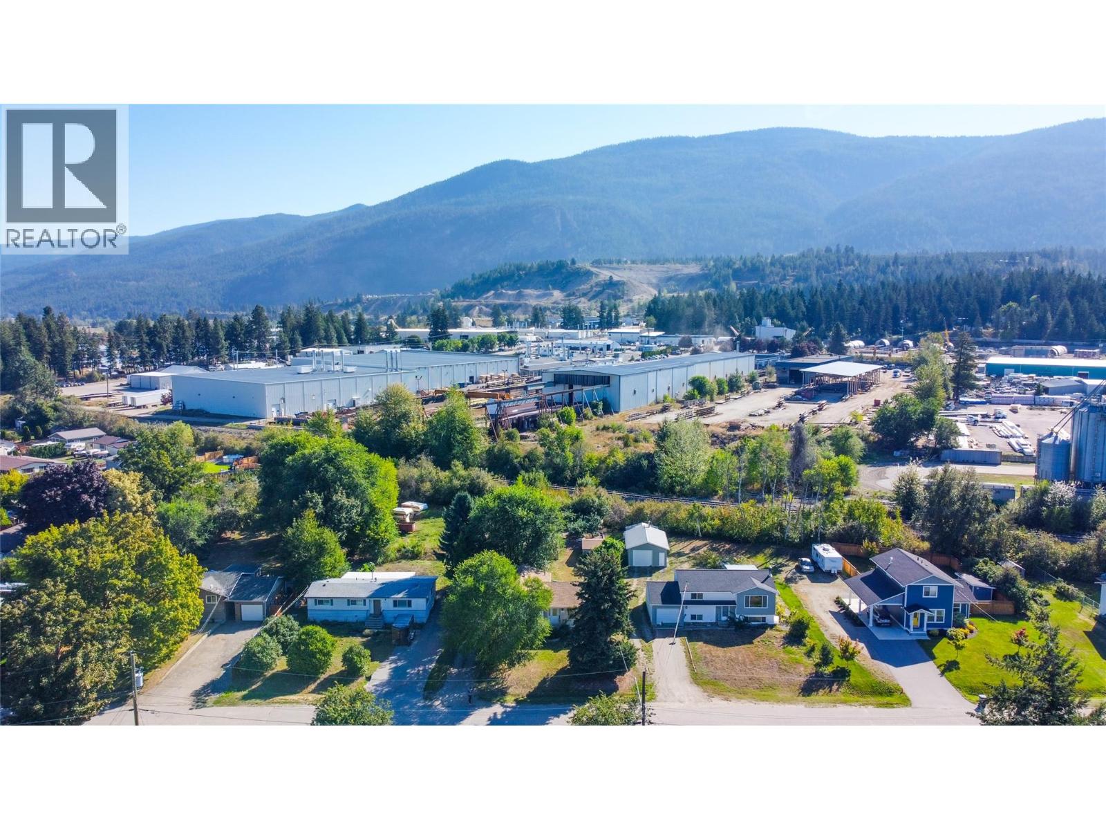 1240 Serene Drive, Spallumcheen, British Columbia  V4Y 0N9 - Photo 41 - 10400005