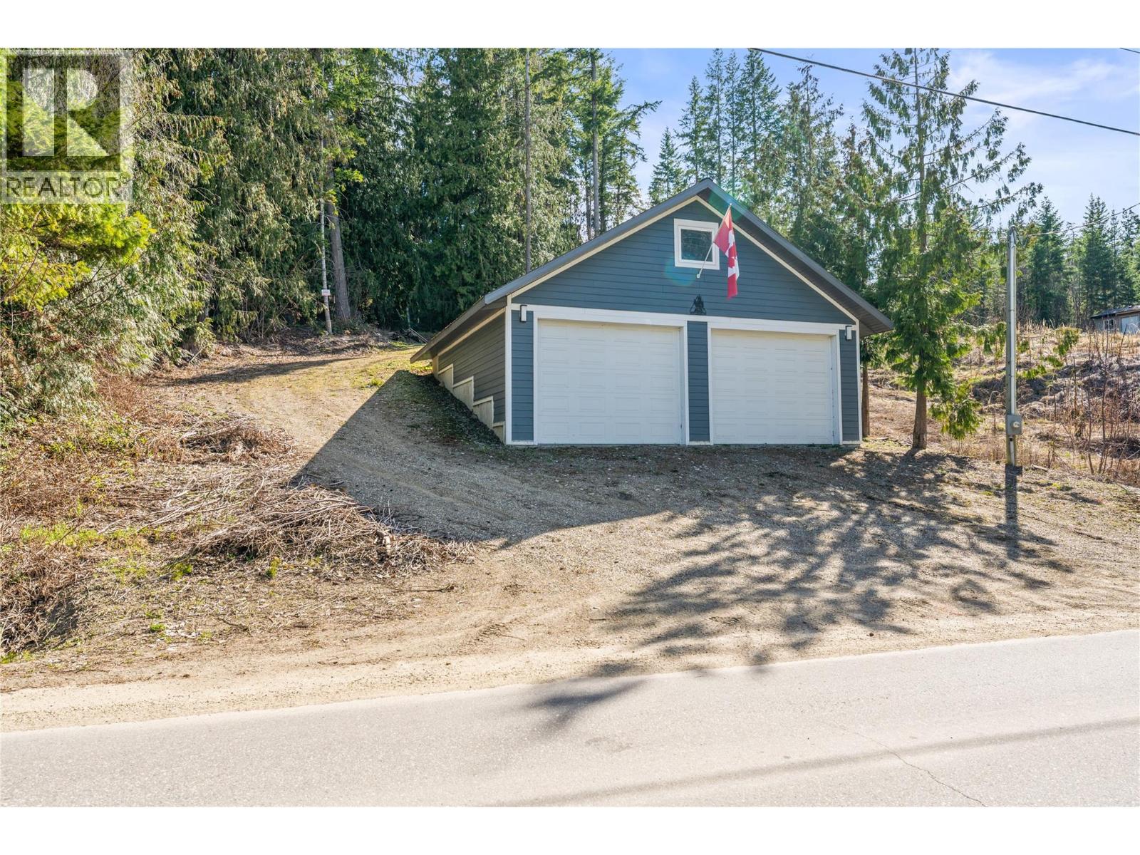 3071 Cedar Drive, Blind Bay, British Columbia  V0E 2W2 - Photo 7 - 10400874