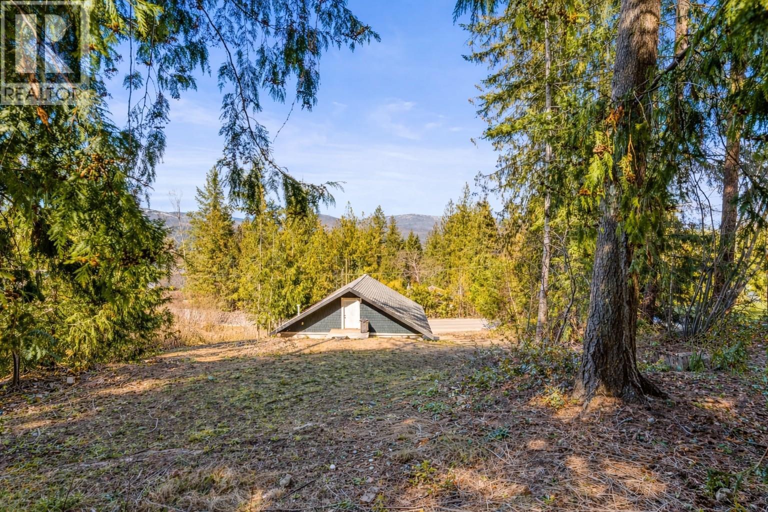 3071 Cedar Drive, Blind Bay, British Columbia  V0E 2W2 - Photo 9 - 10400874