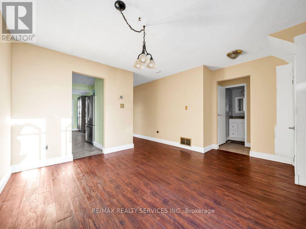 41 Simmons Boulevard, Brampton (Madoc), Ontario  L6V 3V4 - Photo 13 - W13787236
