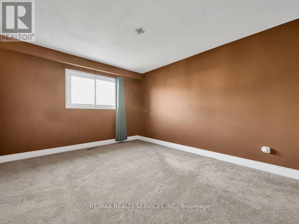 41 Simmons Boulevard, Brampton (Madoc), Ontario  L6V 3V4 - Photo 18 - W13787236