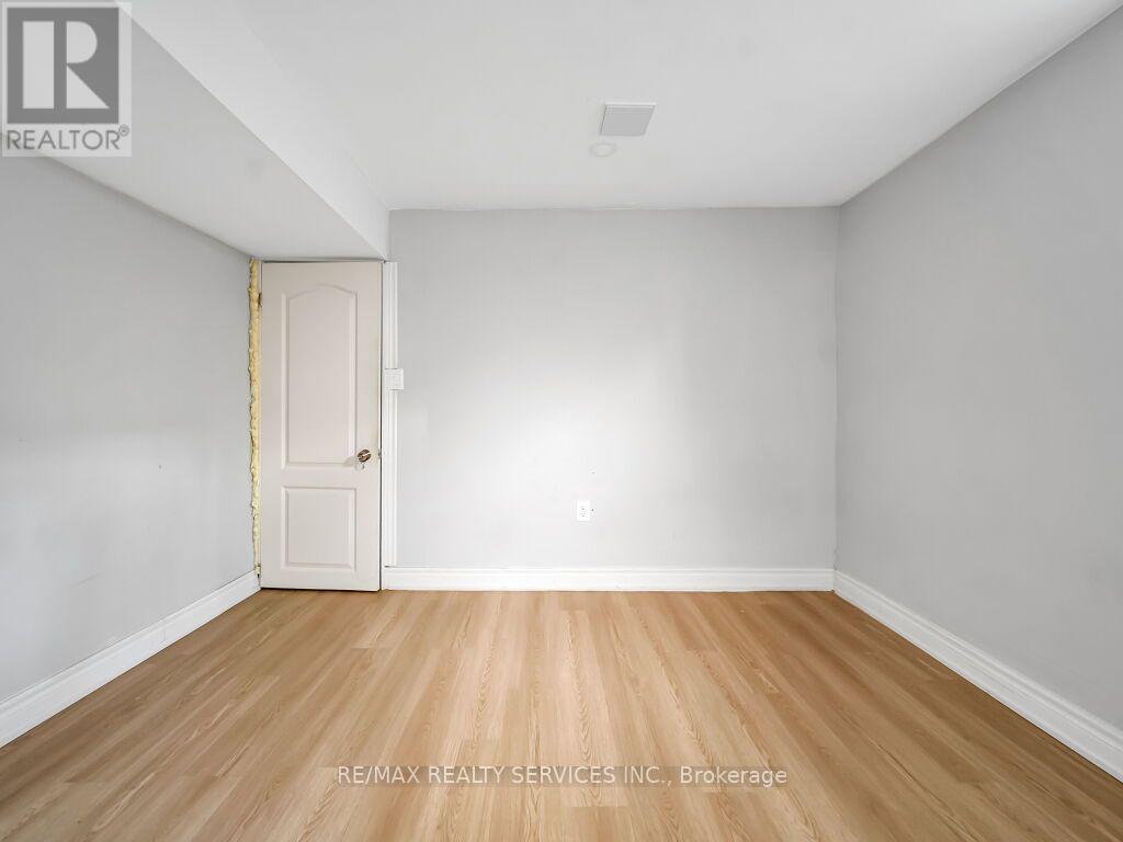 41 Simmons Boulevard, Brampton (Madoc), Ontario  L6V 3V4 - Photo 37 - W13787236