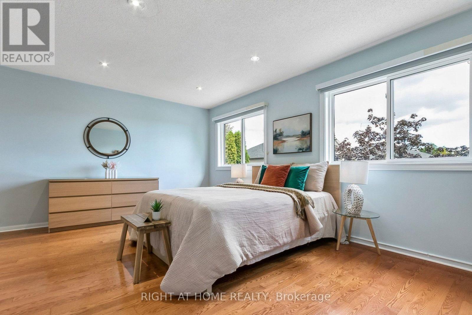 1373 Quest Circle, Mississauga, Ontario  L5N 8B5 - Photo 24 - W13787338
