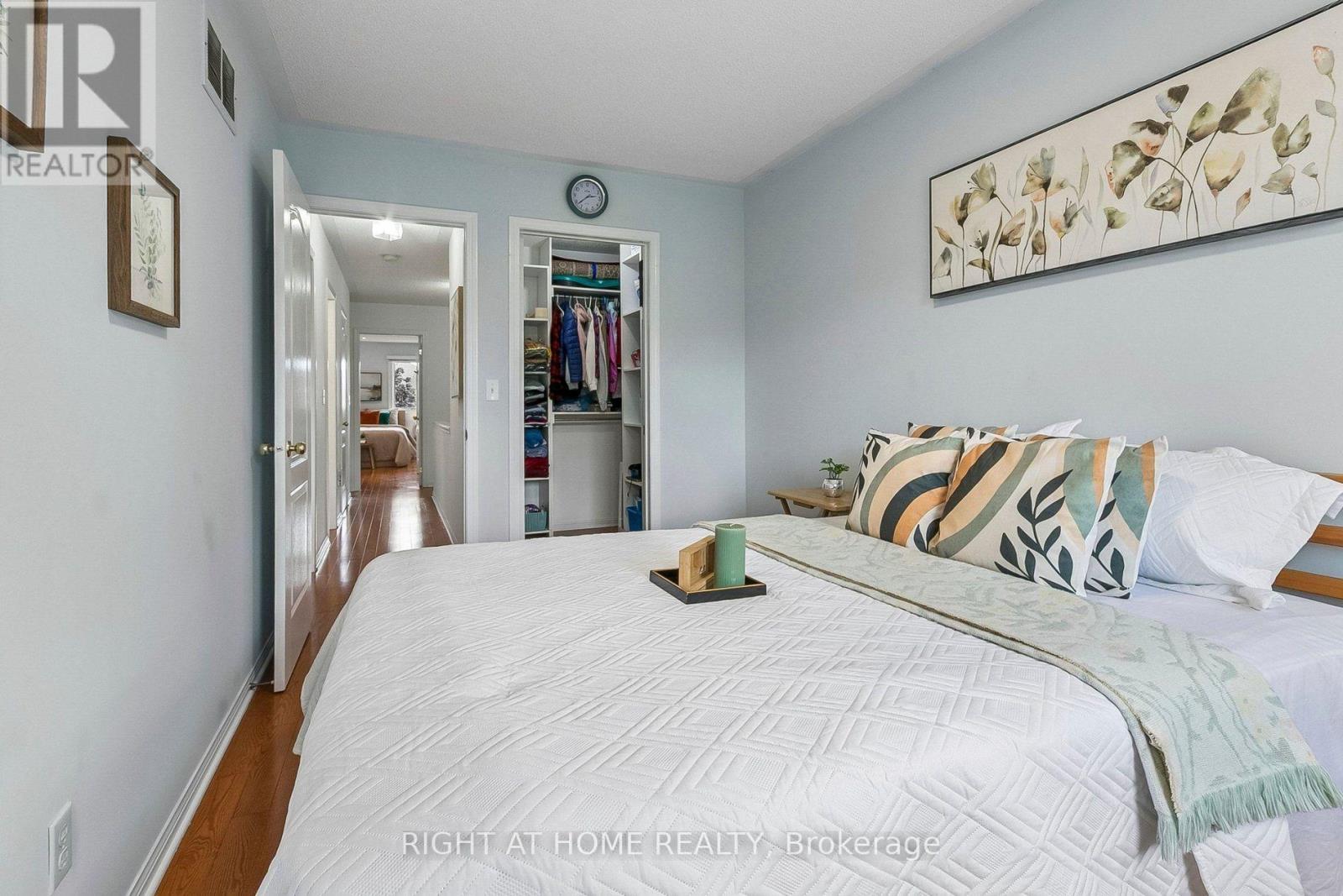 1373 Quest Circle, Mississauga, Ontario  L5N 8B5 - Photo 33 - W13787338