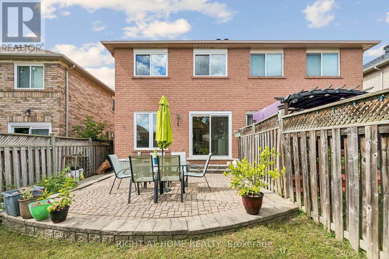 1373 Quest Circle, Mississauga, Ontario  L5N 8B5 - Photo 40 - W13787338