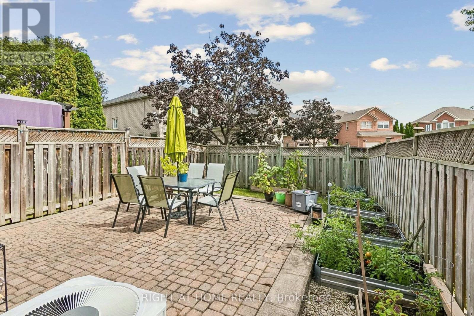 1373 Quest Circle, Mississauga, Ontario  L5N 8B5 - Photo 42 - W13787338
