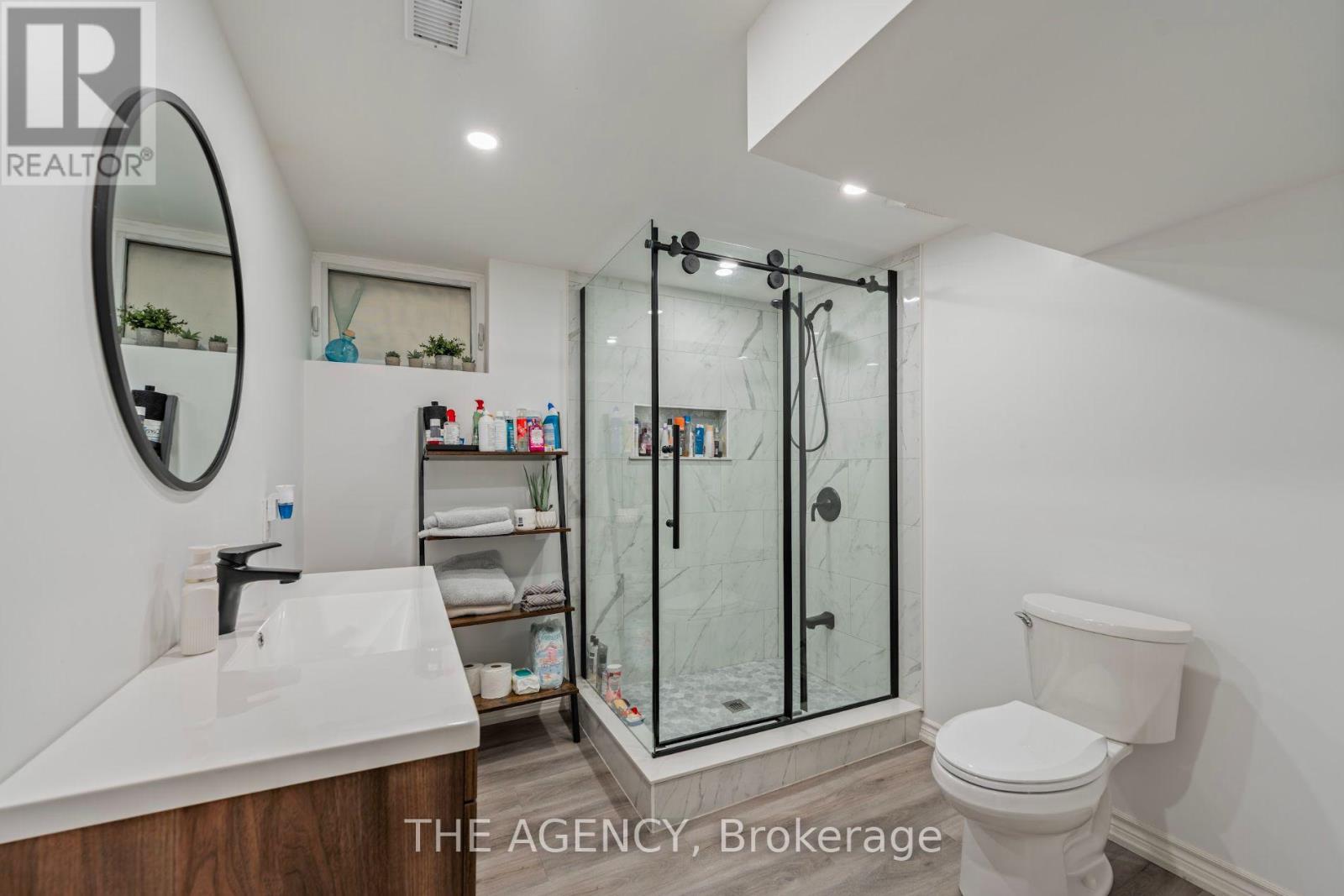 261 Wales Crescent, Oakville, Ontario  L6L 3X8 - Photo 18 - W13787344
