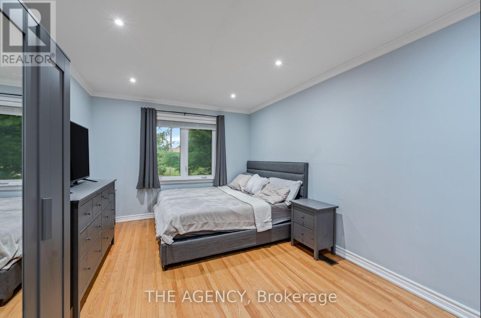 261 Wales Crescent, Oakville, Ontario  L6L 3X8 - Photo 20 - W13787344