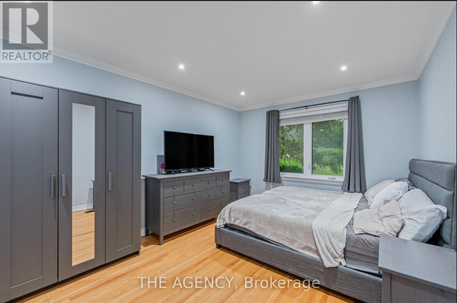 261 Wales Crescent, Oakville, Ontario  L6L 3X8 - Photo 21 - W13787344