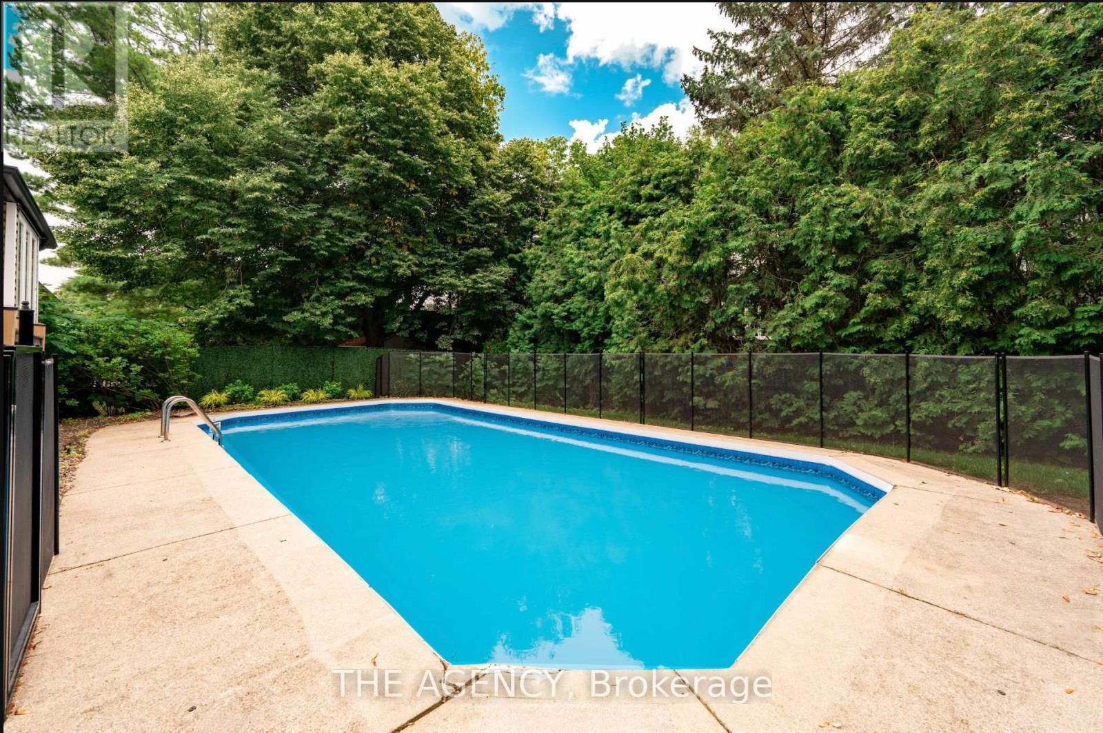 261 Wales Crescent, Oakville, Ontario  L6L 3X8 - Photo 24 - W13787344