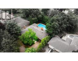 261 WALES CRESCENT, Oakville, Ontario