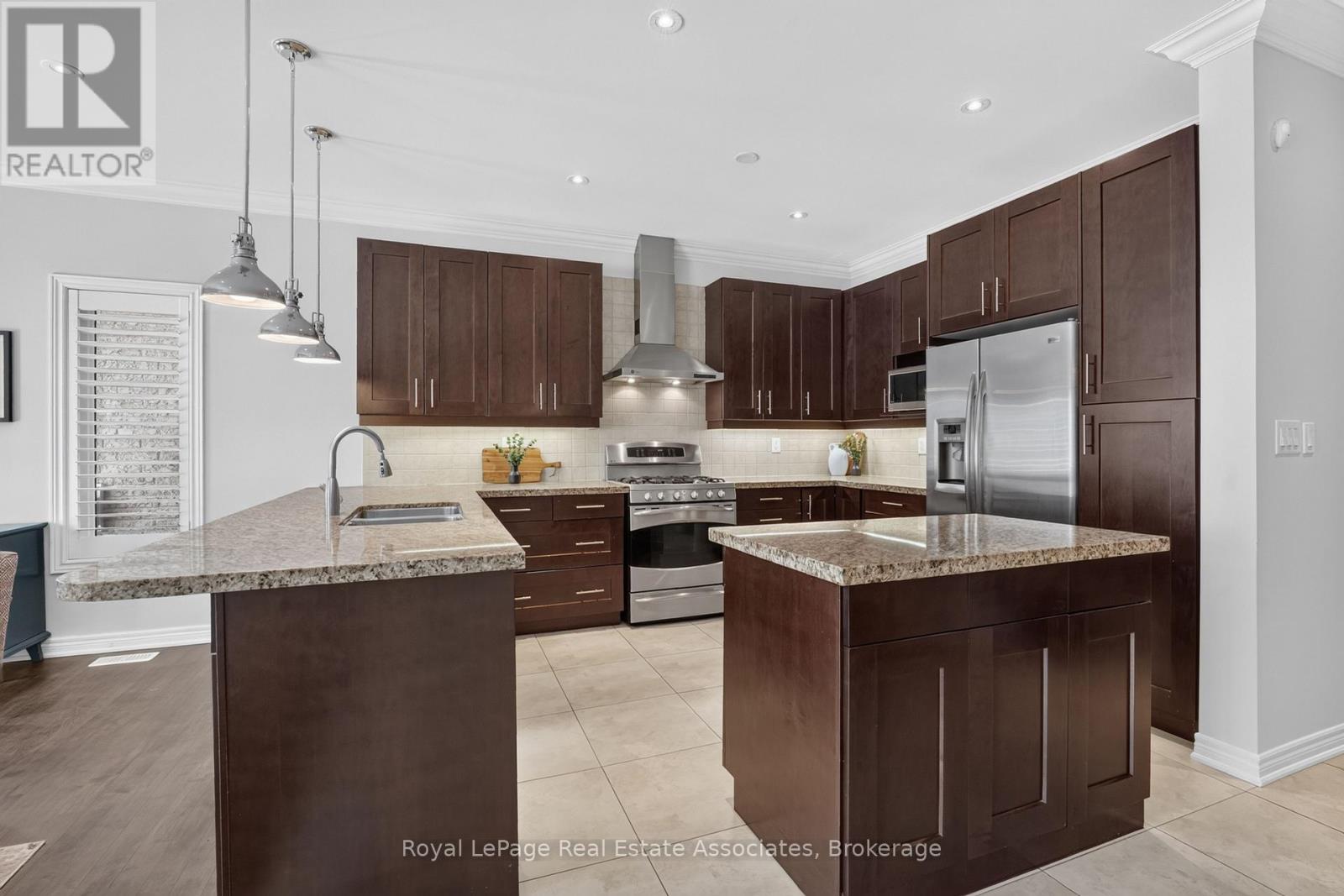 2320 Wuthering Heights Way, Oakville (Bc Bronte Creek), Ontario  L6M 0E7 - Photo 11 - W13787404