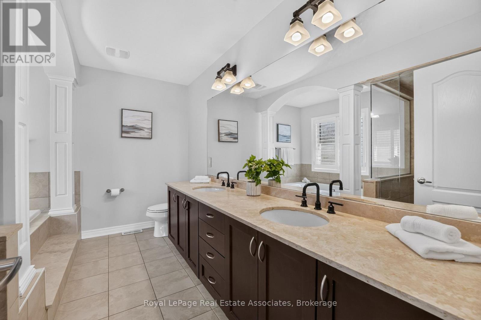 2320 Wuthering Heights Way, Oakville (Bc Bronte Creek), Ontario  L6M 0E7 - Photo 28 - W13787404