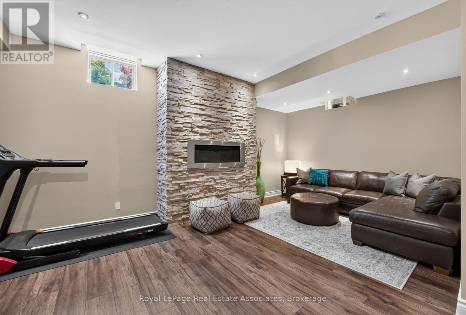 2320 Wuthering Heights Way, Oakville (Bc Bronte Creek), Ontario  L6M 0E7 - Photo 41 - W13787404