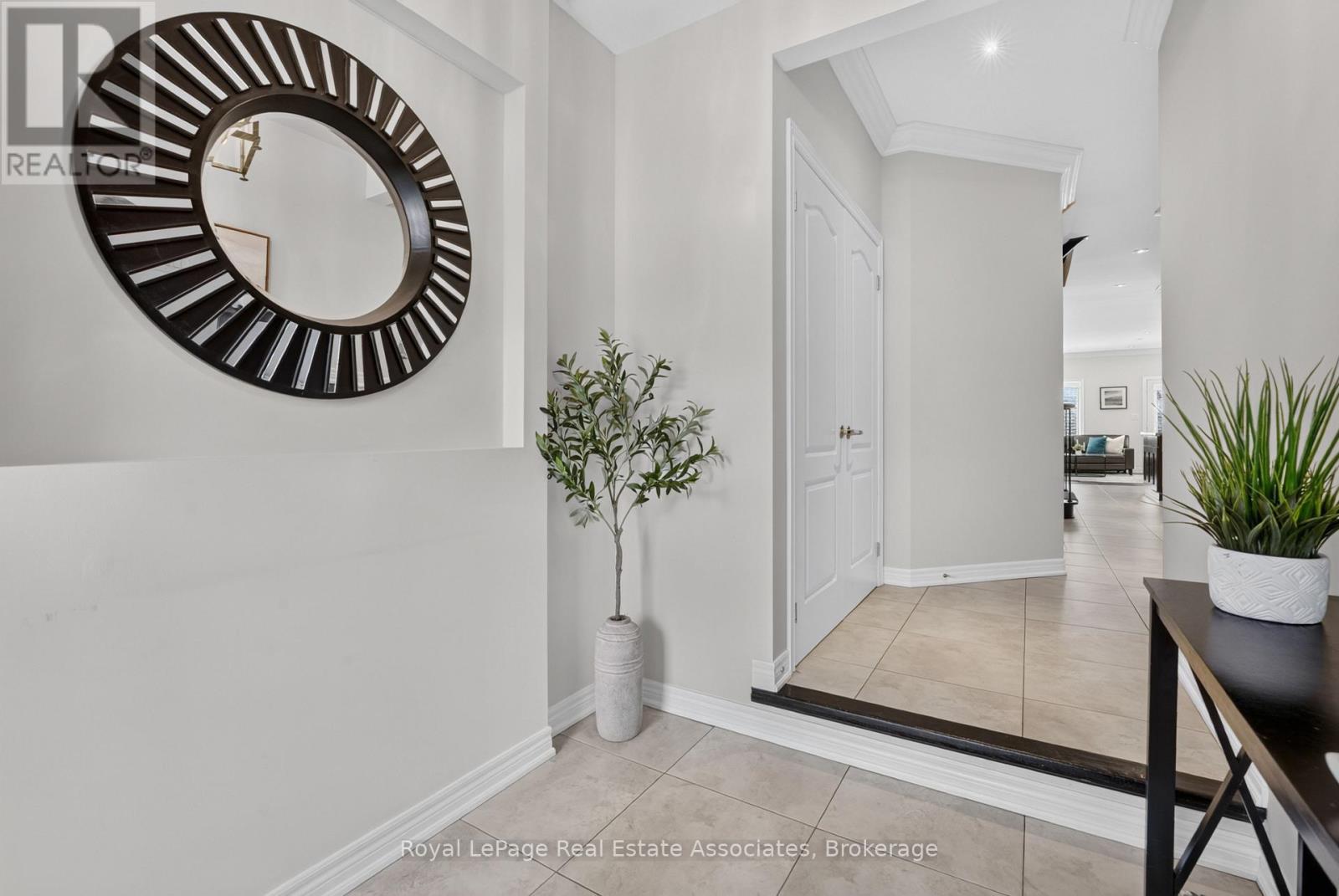 2320 Wuthering Heights Way, Oakville (Bc Bronte Creek), Ontario  L6M 0E7 - Photo 8 - W13787404