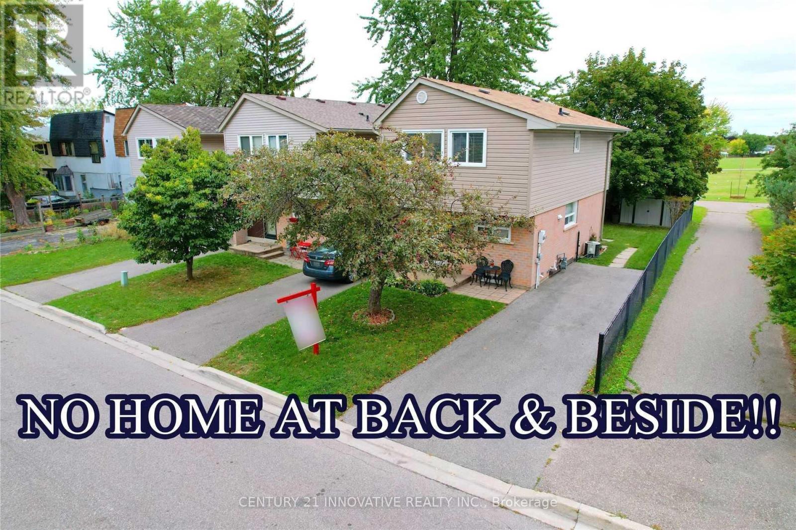 25 GLADSTONE SQUARE, Brampton, Ontario