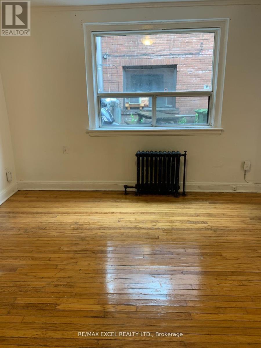 24 - 1a Elm Grove Avenue, Toronto, Ontario  M6K 2H9 - Photo 4 - W13787474
