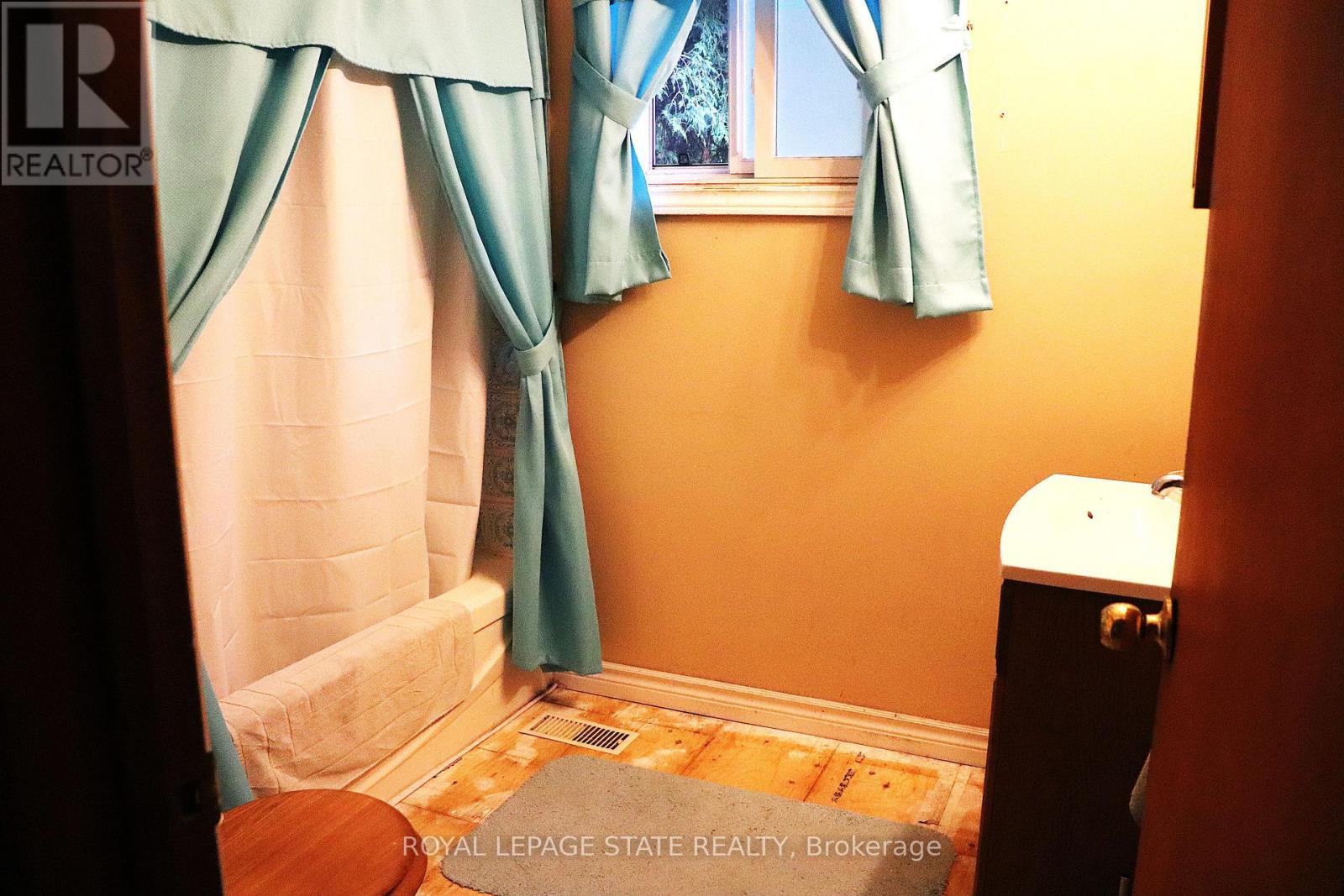 348 Weir Street N, Hamilton, Ontario  L8H 5G7 - Photo 12 - X13787296