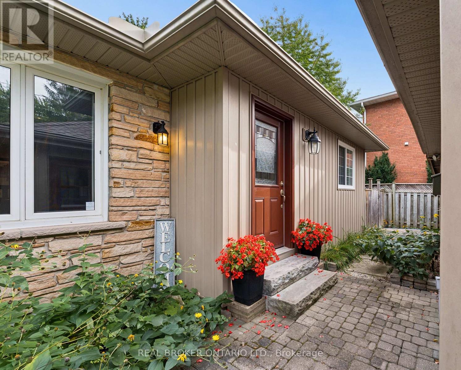 373 Forestlawn Road, Waterloo, Ontario  N2K 2J4 - Photo 6 - X13787314