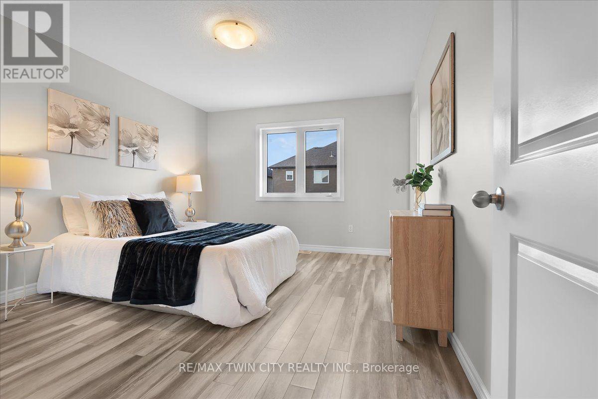 109 Links Crescent N, Woodstock, Ontario  N4T 0K7 - Photo 24 - X13787354