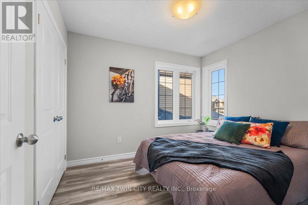 109 Links Crescent N, Woodstock, Ontario  N4T 0K7 - Photo 33 - X13787354