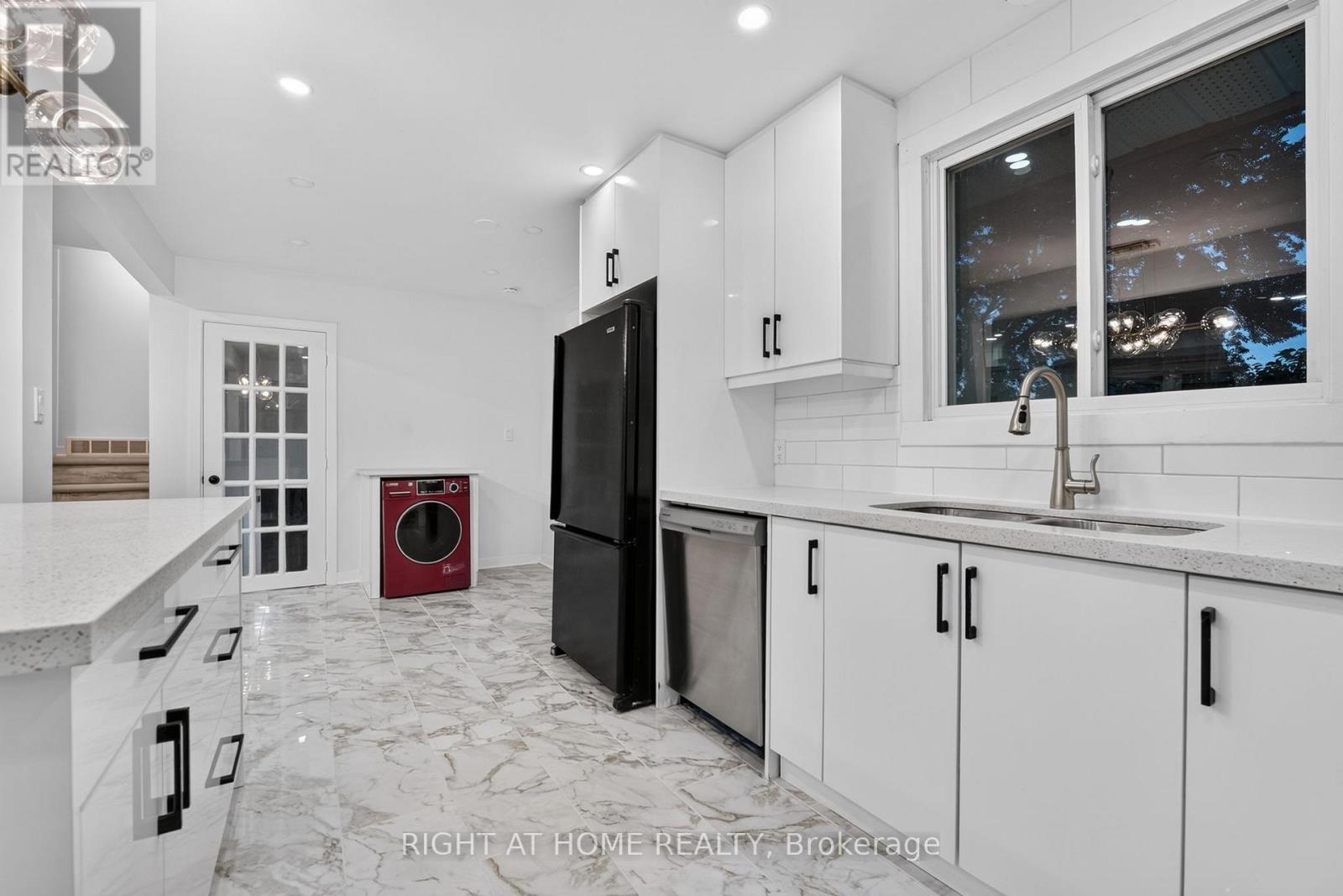 19 Brentwood Drive, St. Catharines, Ontario  L2M 4M1 - Photo 11 - X13787418