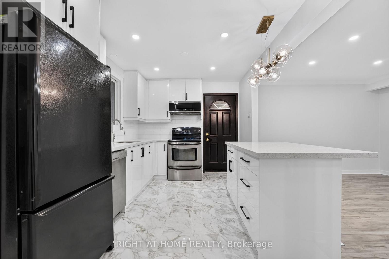 19 Brentwood Drive, St. Catharines, Ontario  L2M 4M1 - Photo 8 - X13787418