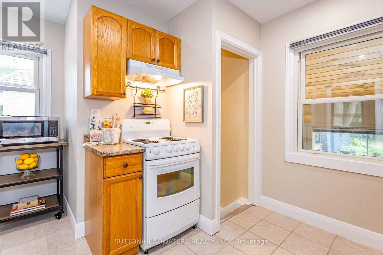 9 Forward Avenue, London North, Ontario  N6H 1B5 - Photo 10 - X13787434