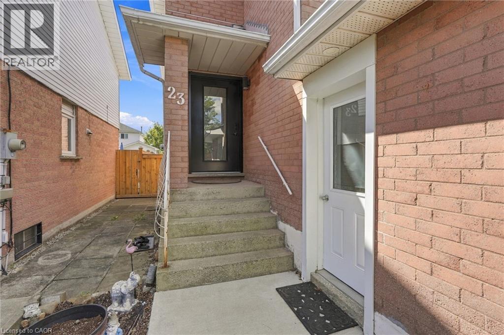 23 Desantis Court, Hamilton, Ontario  L8W 3A9 - Photo 5 - 40863545