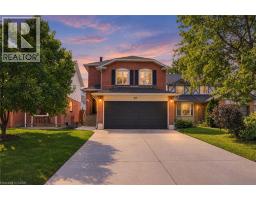 23 DESANTIS Court, Hamilton, Ontario