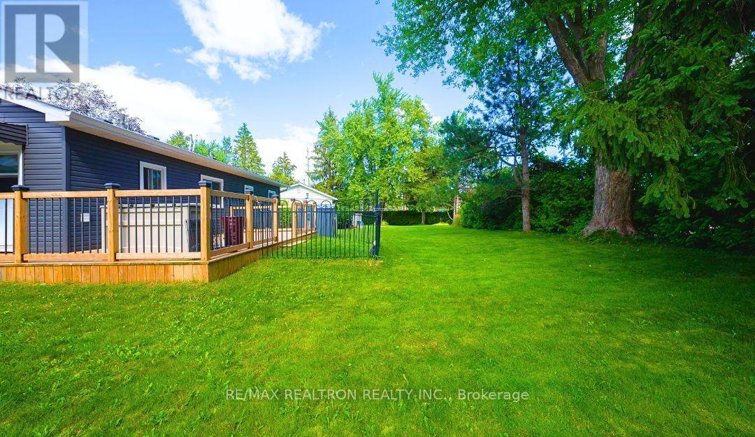 25 Cherrywood Lane, Innisfil, Ontario  L9S 1M6 - Photo 15 - N13729166