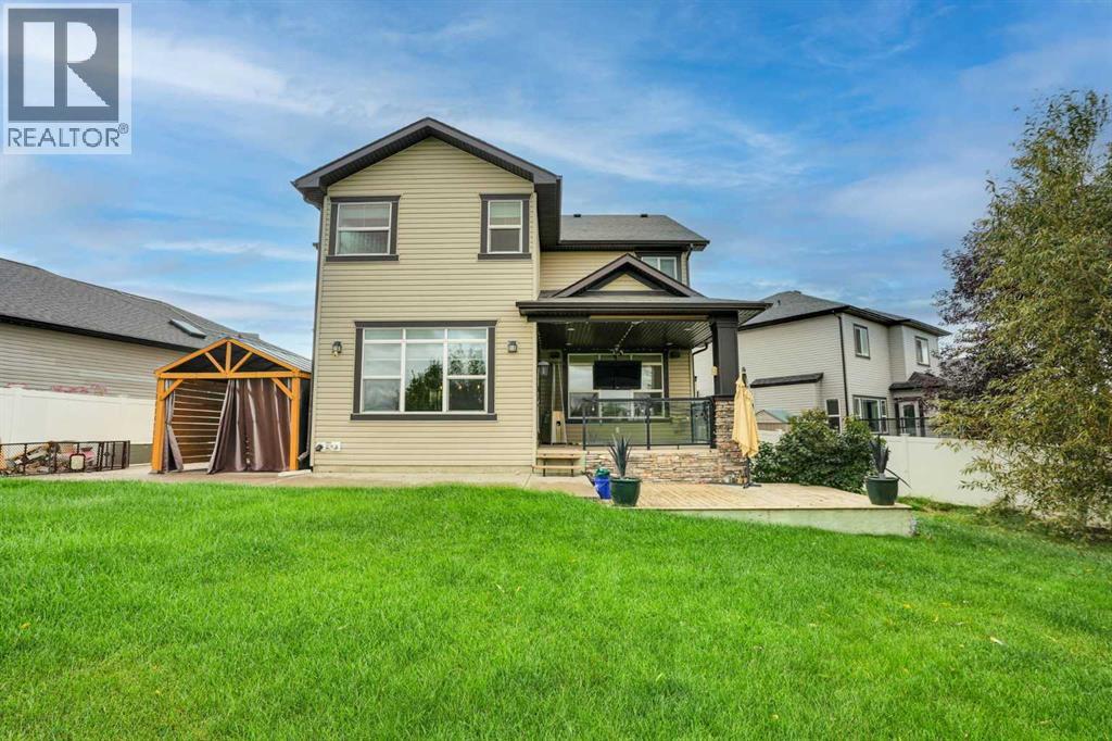 250 Kingsbury View Se, Airdrie, Alberta  T4A 0E6 - Photo 47 - A2345073