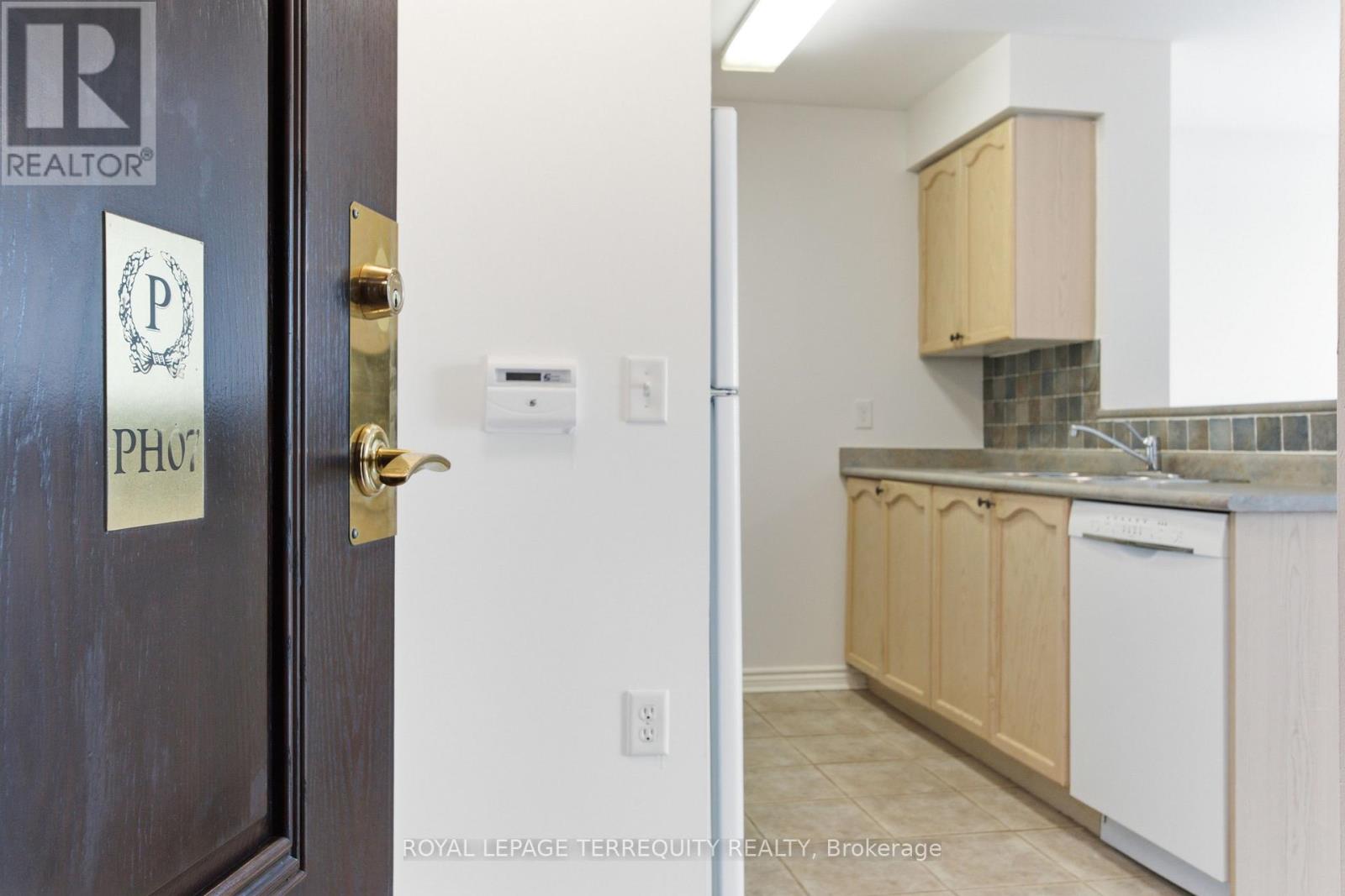 Ph07 - 20 Olive Avenue, Toronto, Ontario  M2N 7G5 - Photo 22 - C13601184