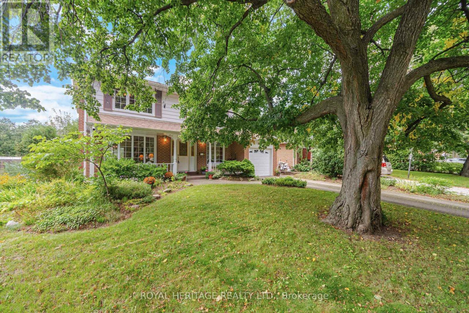 81 Tidefall Drive, Toronto, Ontario  M1W 1J1 - Photo 2 - E13787246