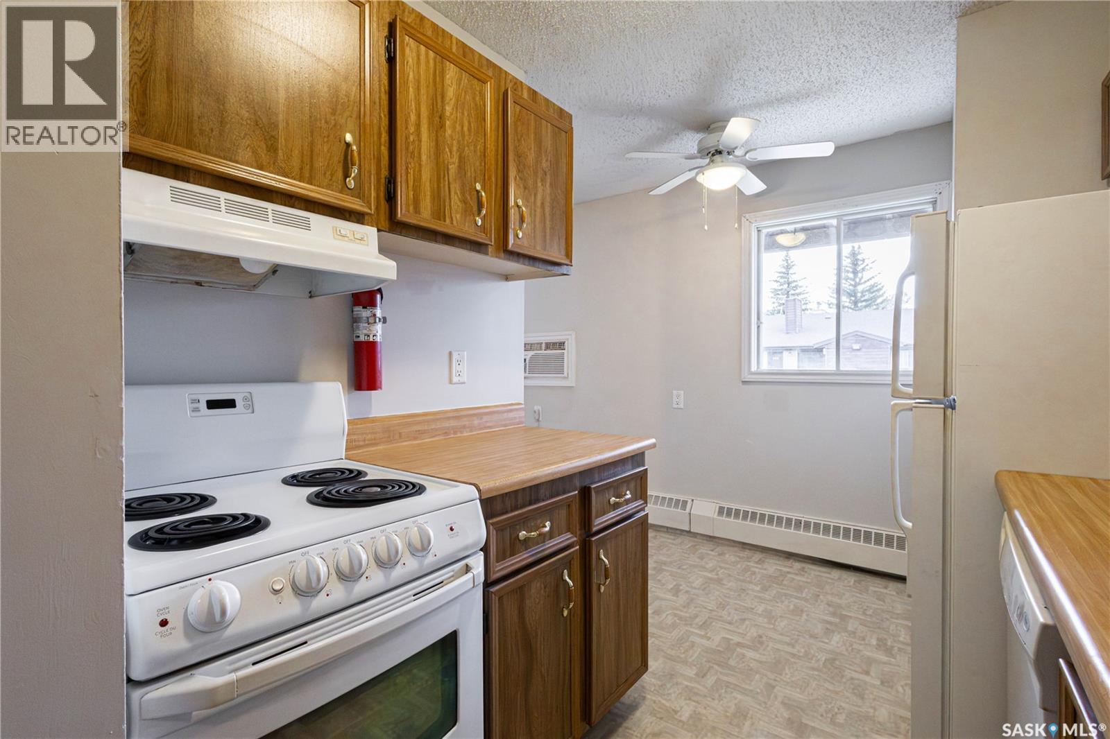 206 35 Alport Crescent, Regina, Saskatchewan  S4R 7X2 - Photo 3 - SK048546