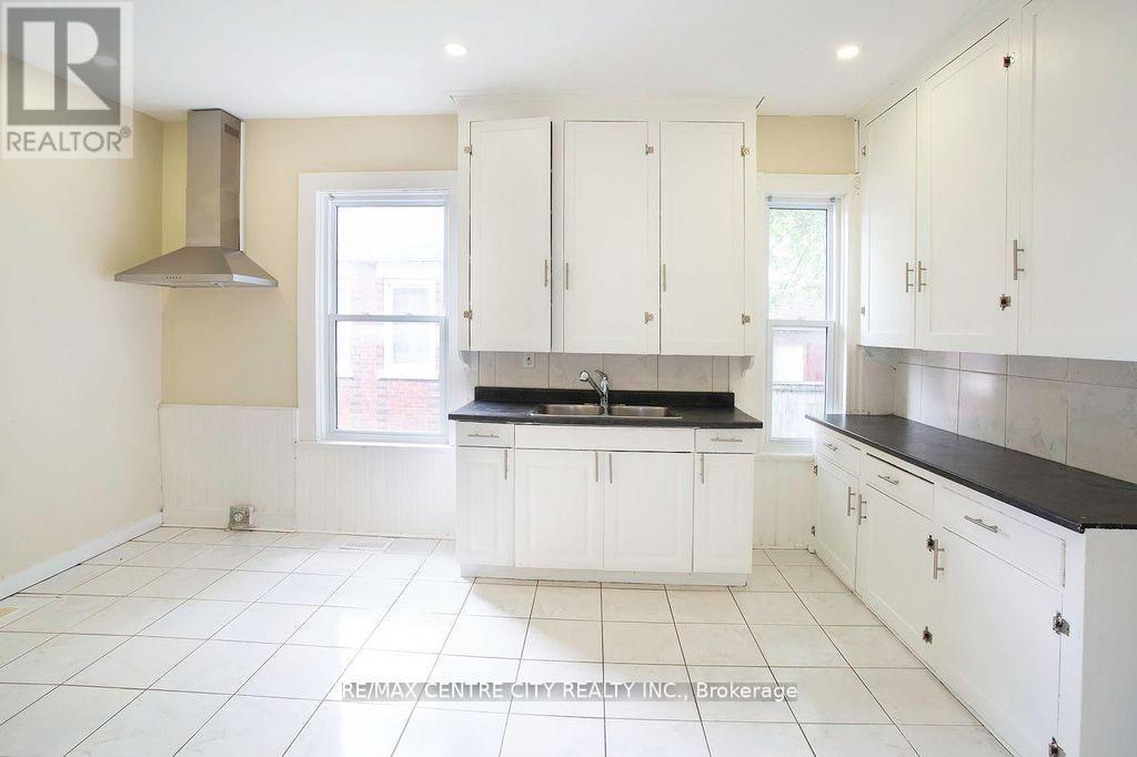 66 Adelaide Street S, London South, Ontario  N5Z 3K4 - Photo 13 - X13787638