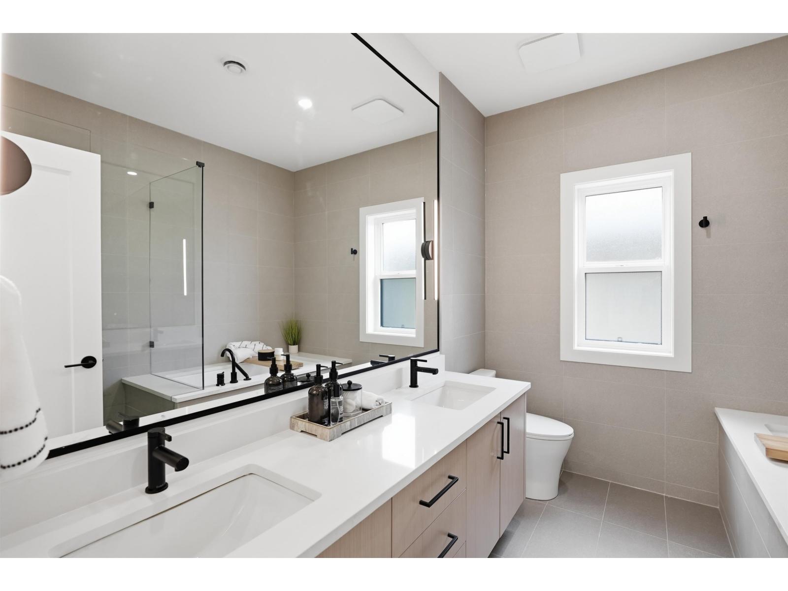 9320 Ebor Road, Delta, British Columbia  V4C 3K7 - Photo 12 - R3133861