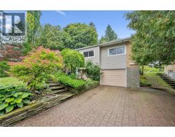 100 FOREST HILL Drive, Kitchener, Ontario