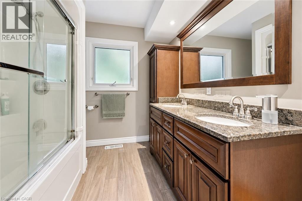 100 Forest Hill Drive, Kitchener, Ontario  N2M 4G3 - Photo 20 - 40862044