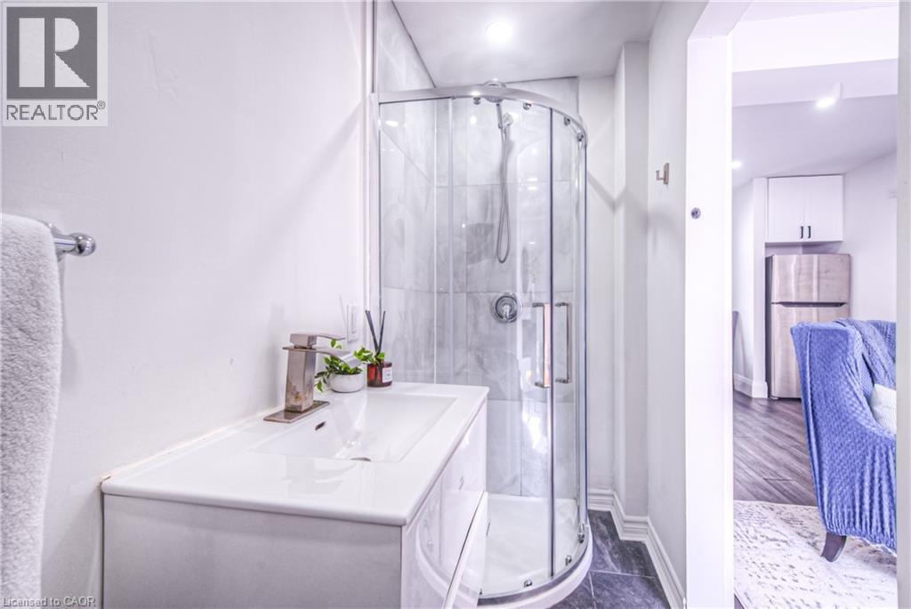 39 Cameron Street N Unit# 1, Kitchener, Ontario  N2H 3A2 - Photo 30 - 40862576