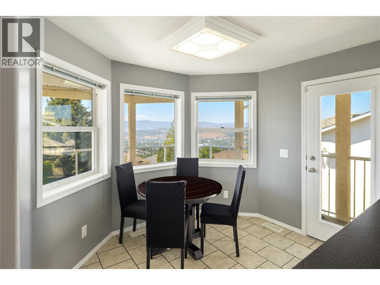 877 Toovey Road, Kelowna, British Columbia  V1X 6R2 - Photo 10 - 10394293