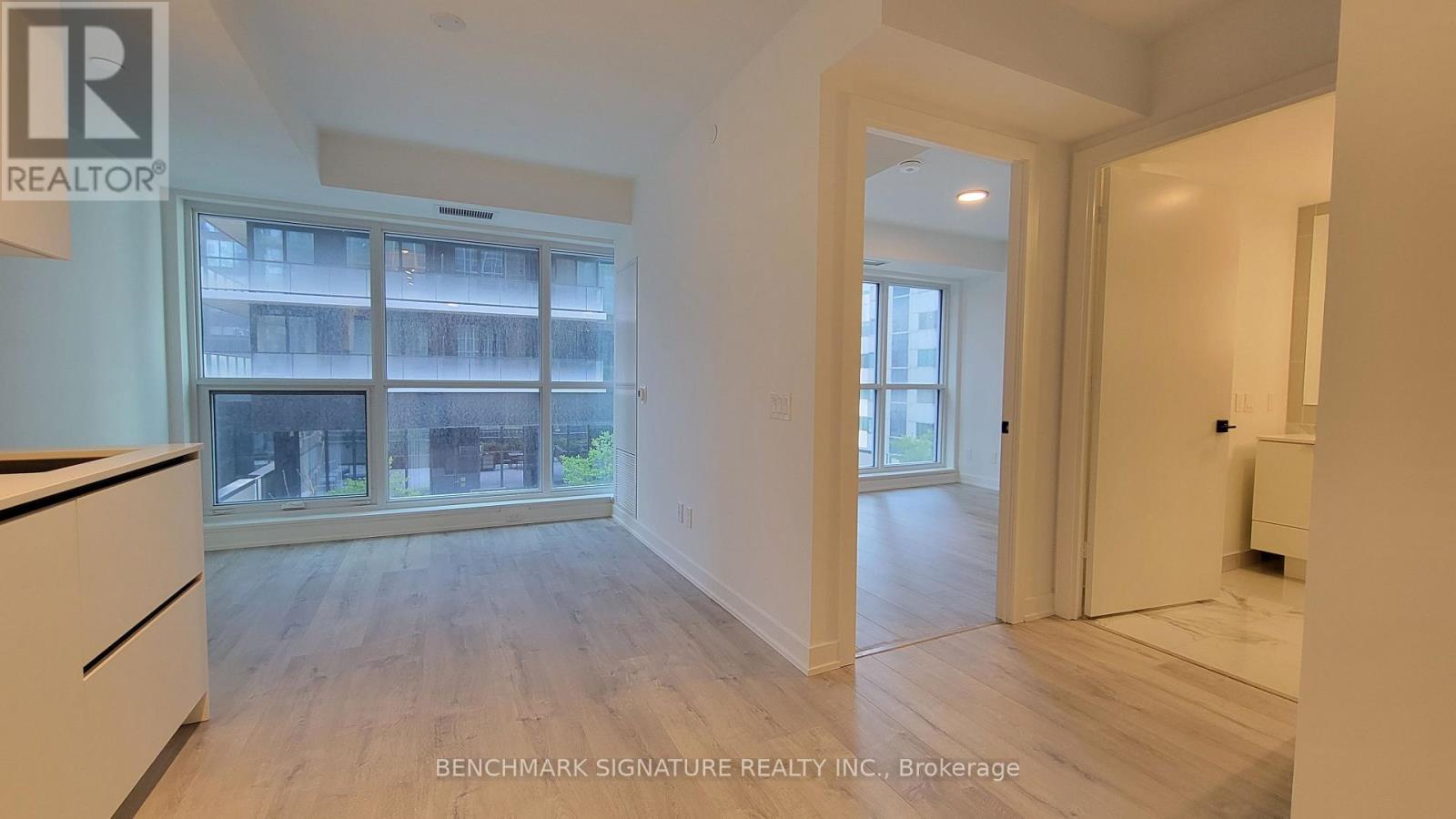 804 - 327 KING STREET, Toronto, Ontario