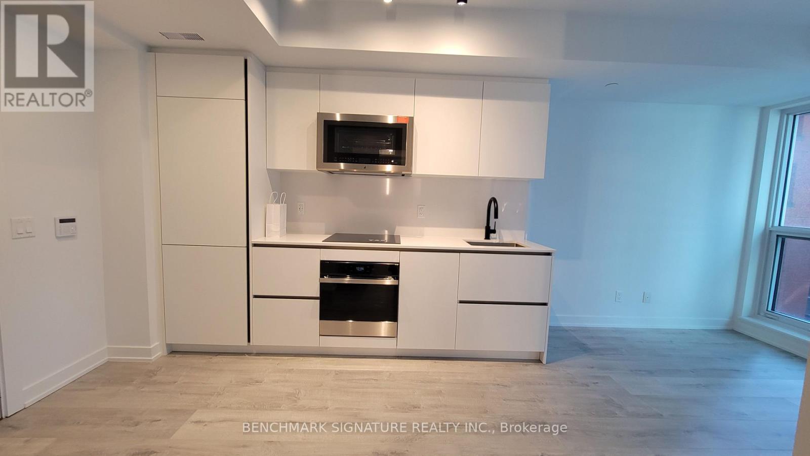 804 - 327 King Street, Toronto, Ontario M5V 0W7 - Photo 8 - C13787532
