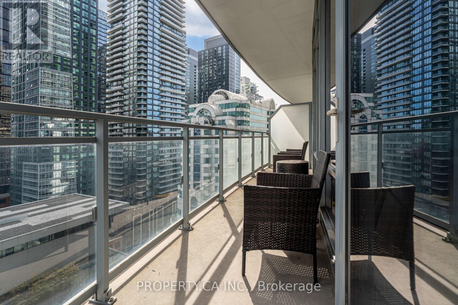 1609 - 21 Widmer Street, Toronto, Ontario  M5V 2E8 - Photo 19 - C13787574
