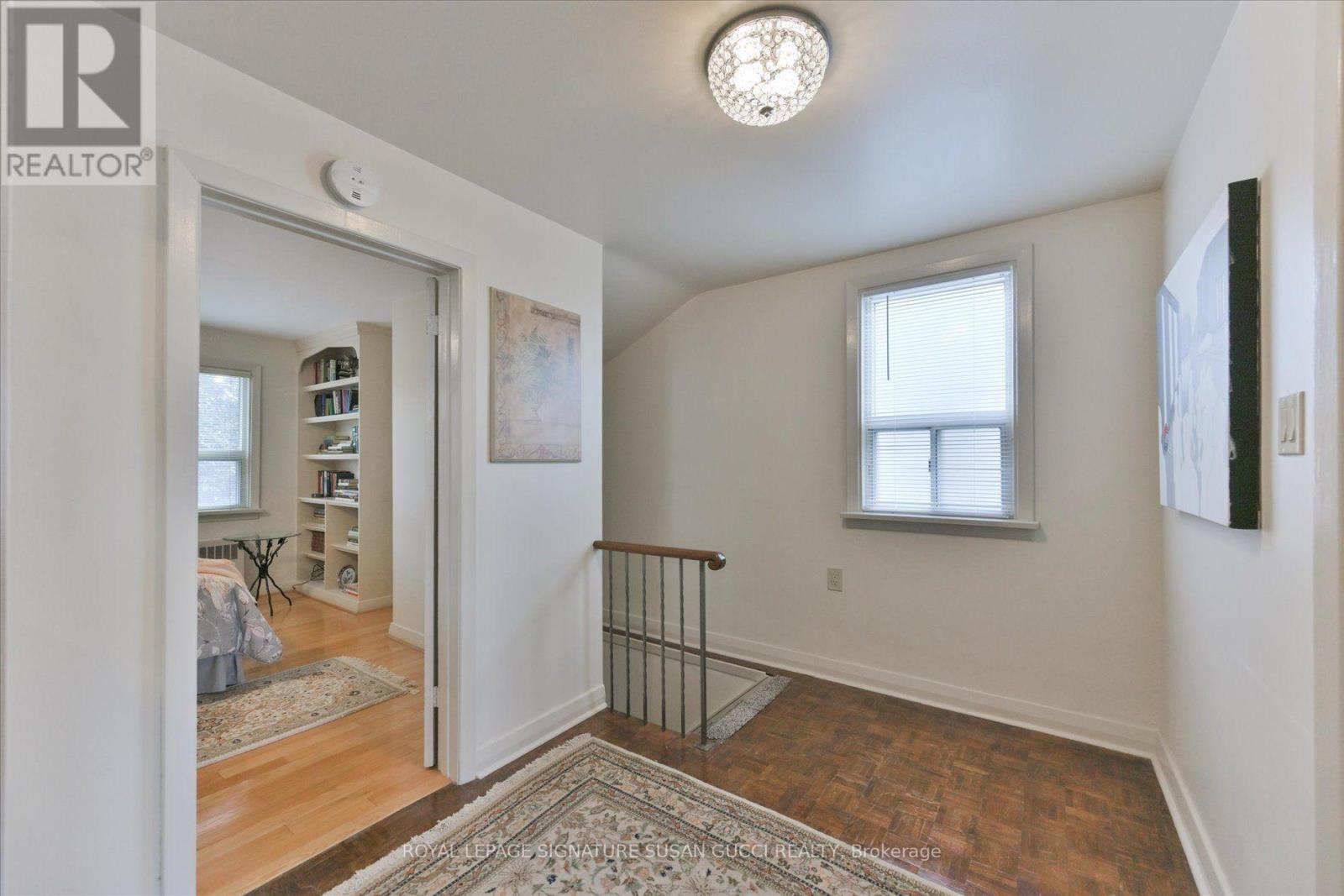 8 Sutherland Avenue, Toronto, Ontario  M4C 1R9 - Photo 19 - E13787528